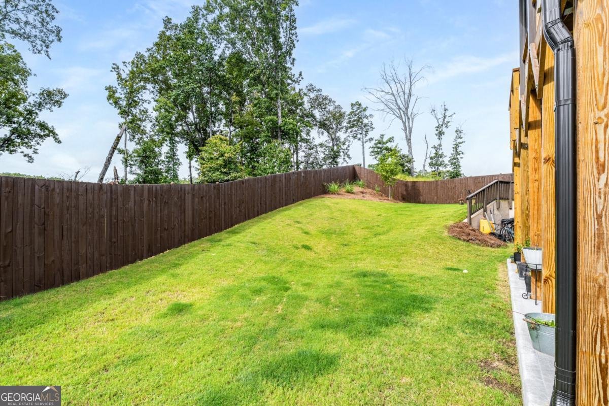 6129 Black Pear Lane Gainesville - 43