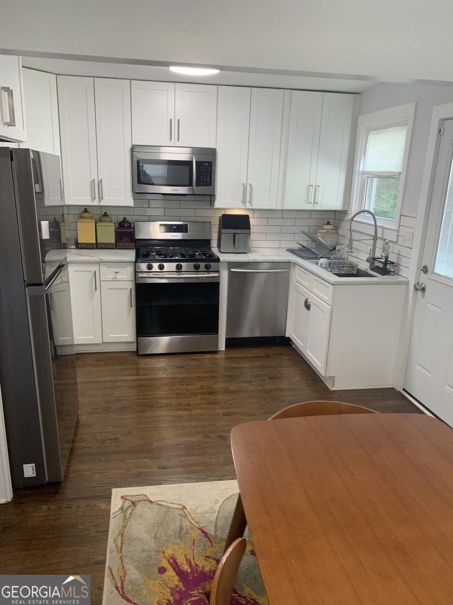 2569 Northview Avenue Decatur - 8