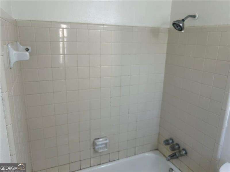 2492 Deep Shoals Circle Decatur - 9