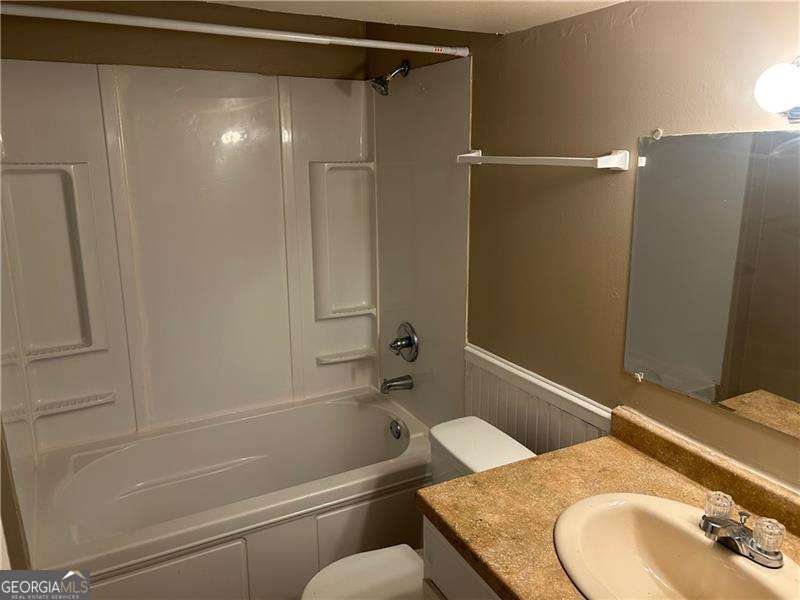 1439 Walnut Ridge Way Stone Mountain - 4
