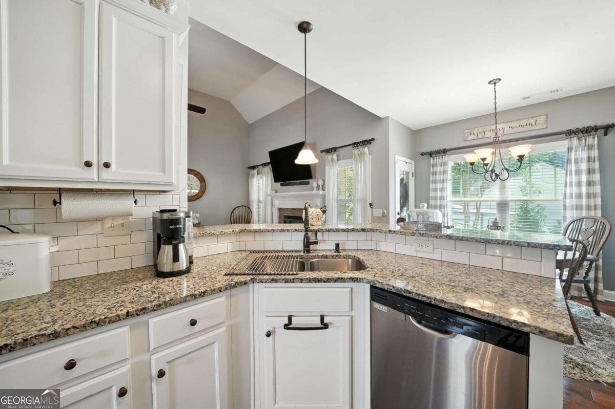 275 BRIDGEMILL Drive Douglasville - 15
