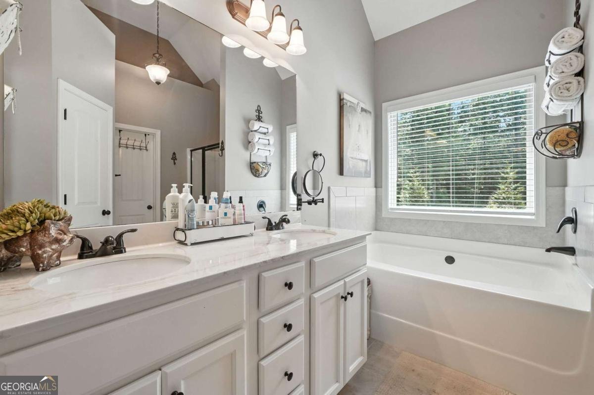 275 BRIDGEMILL Drive Douglasville - 21