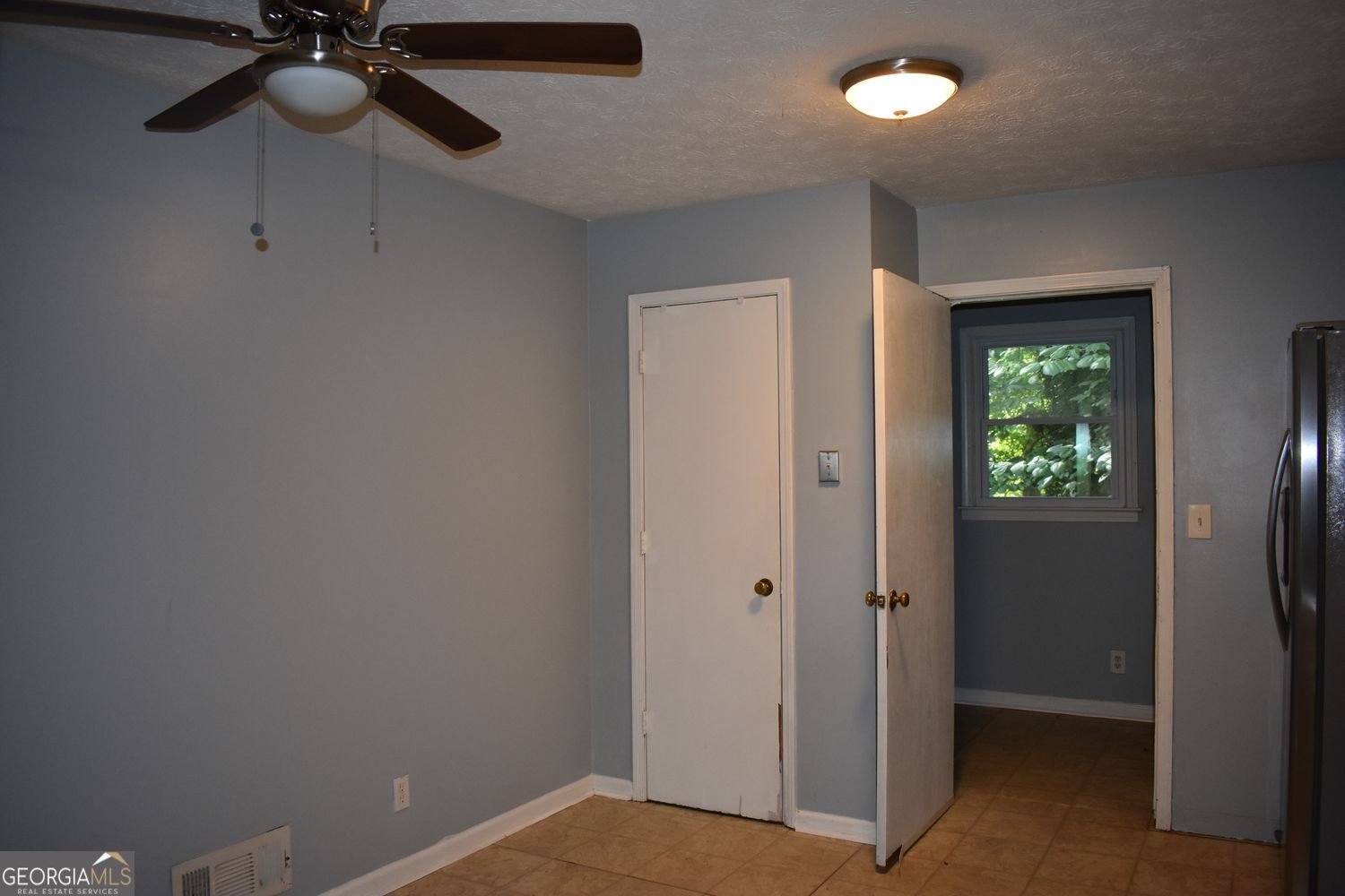 5566 Rock Garden Court Lilburn - 11