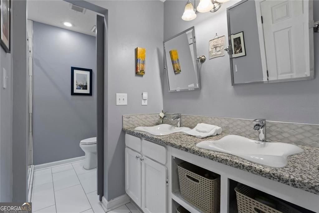 1214 Highland Bluff Dr. SE Drive Atlanta - 17