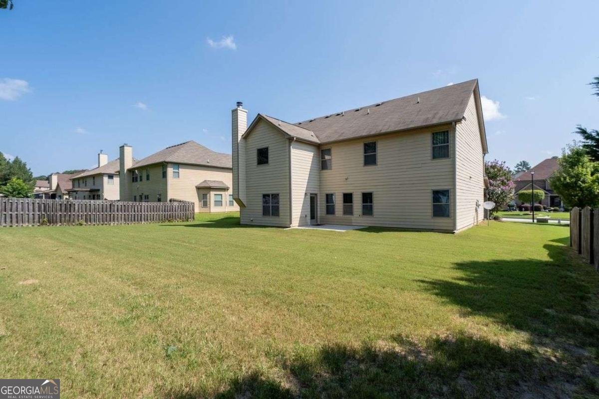 3227 HOLLOWSTONE Drive Loganville - 37