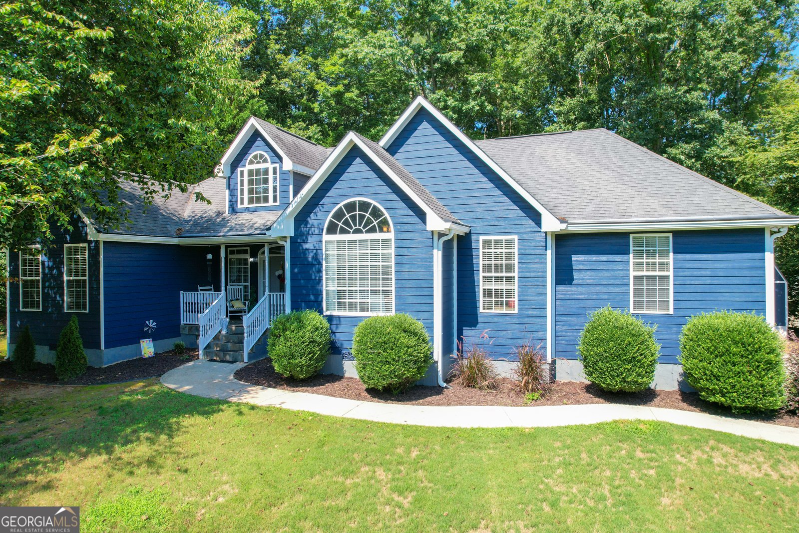 223 Magnolia Court Summerville - 1