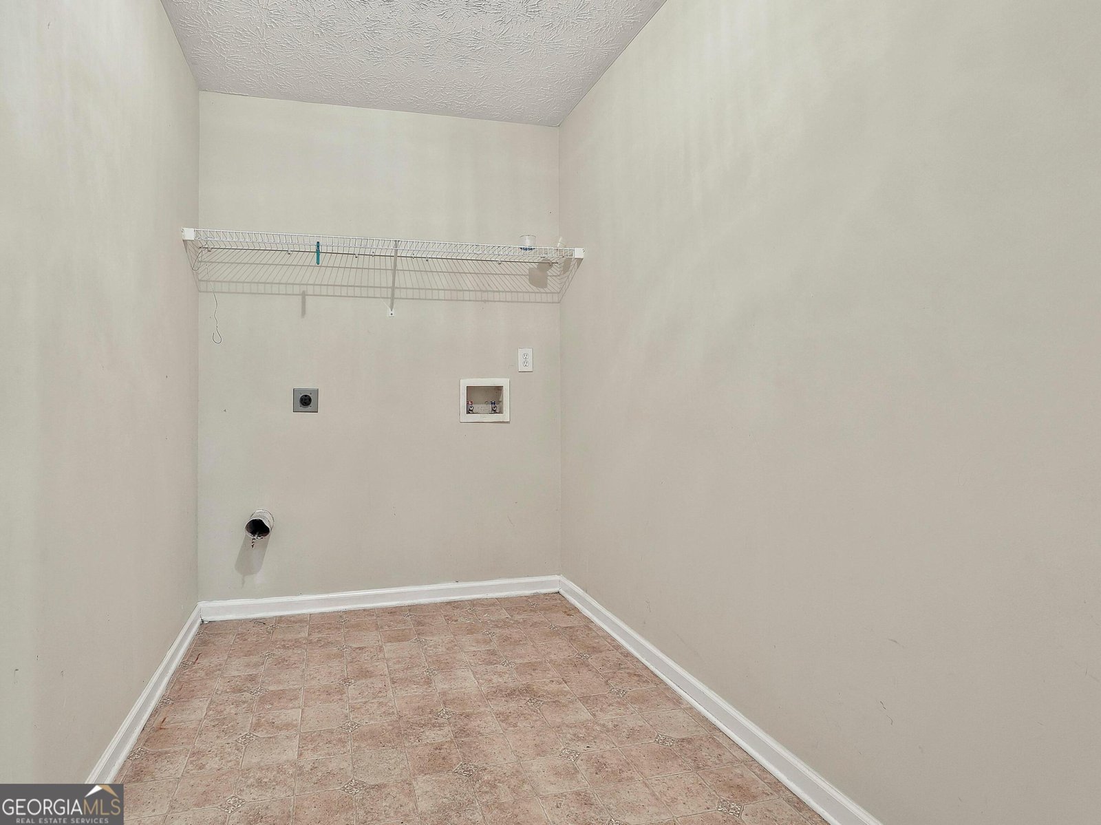7396 Petunia Drive Riverdale - 19