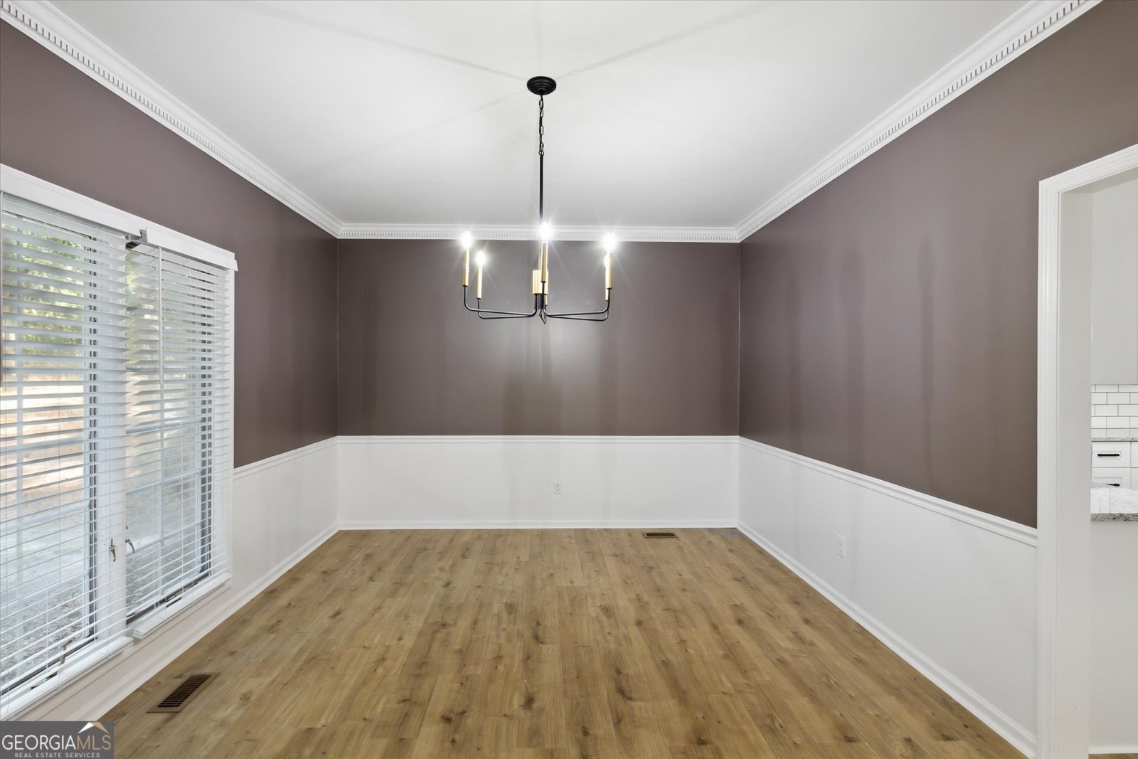 5426 WOODHAVEN Road Eastman - 23