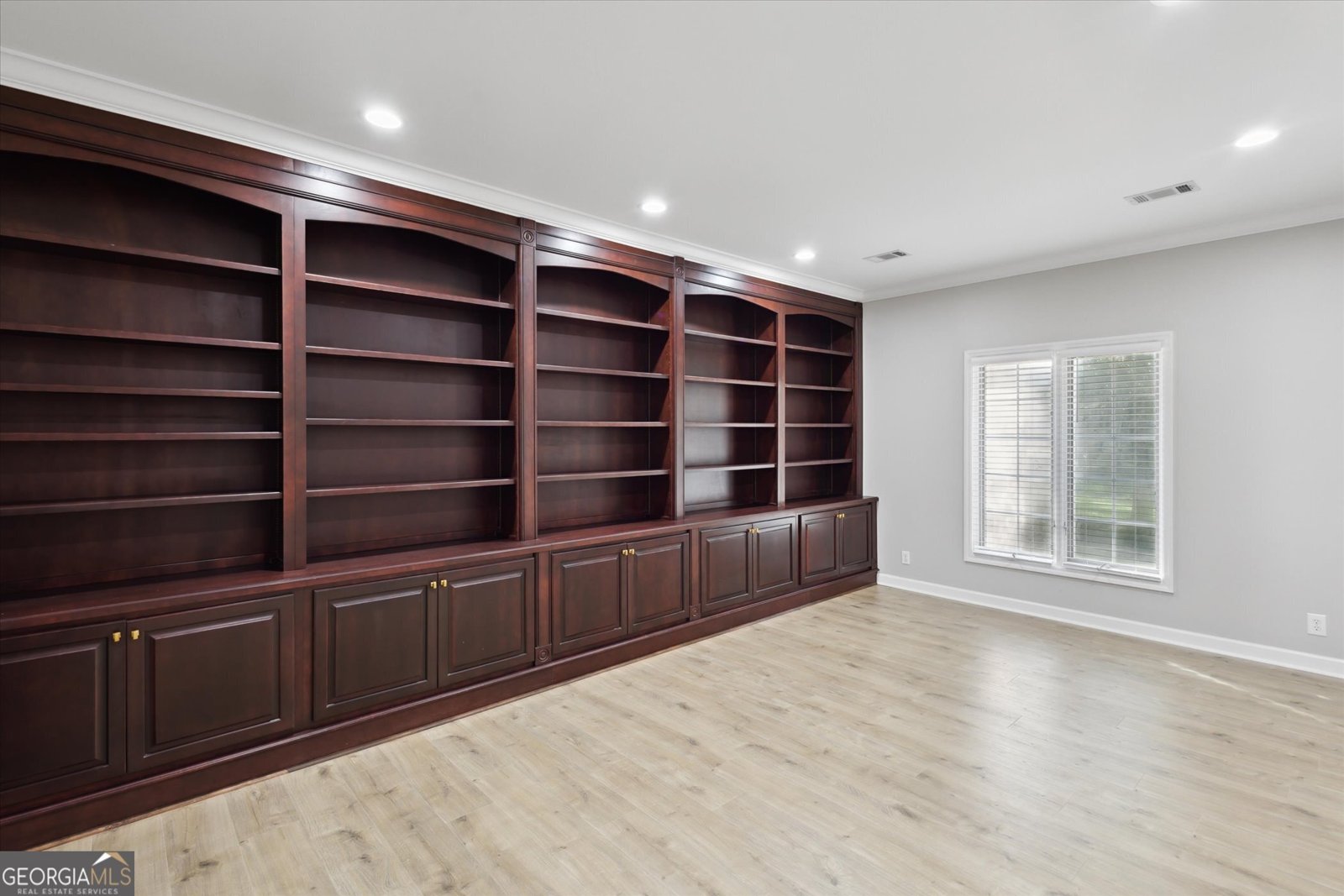 5426 WOODHAVEN Road Eastman - 28