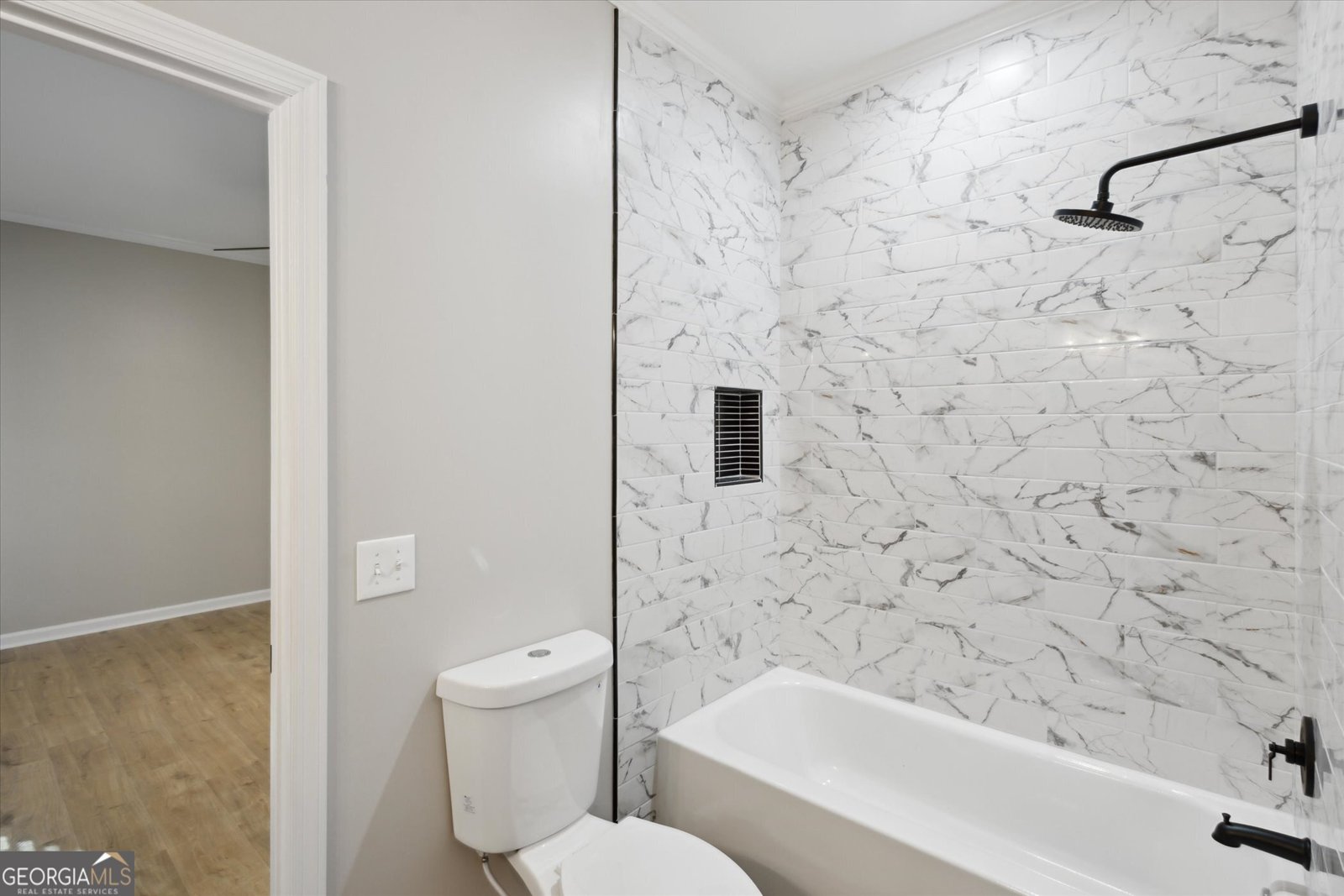 5426 WOODHAVEN Road Eastman - 39