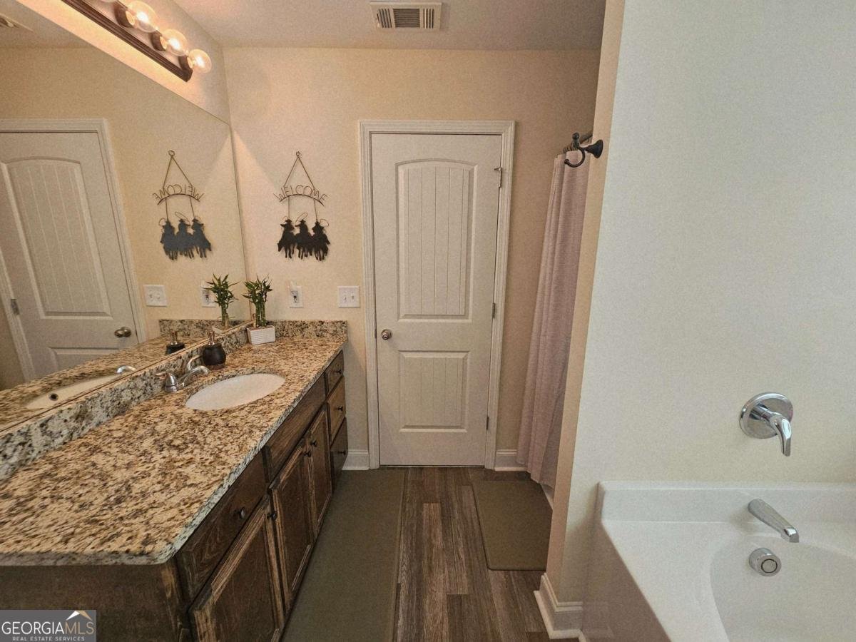 5466 Stepstone Way Gainesville - 1