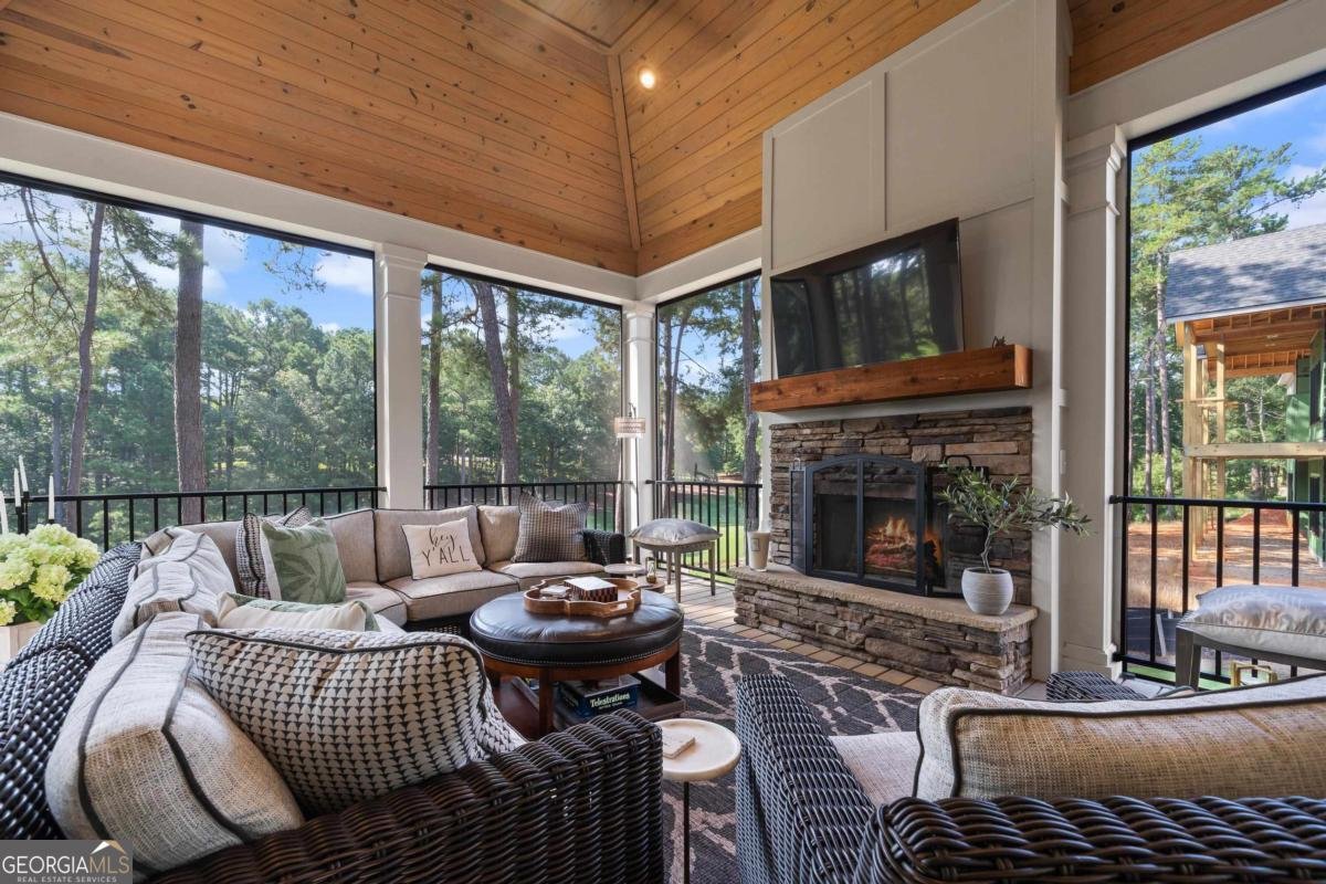 1071 Brookside Greensboro - 28