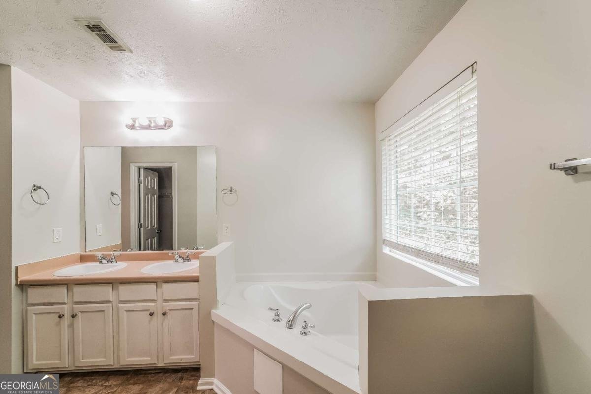 65 Cynthia Court Dallas - 11