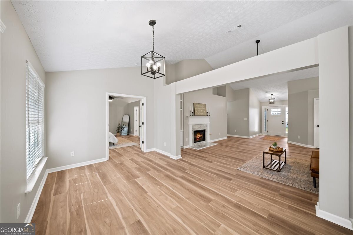 2703 Hillvale Cove Drive Lithonia - 6