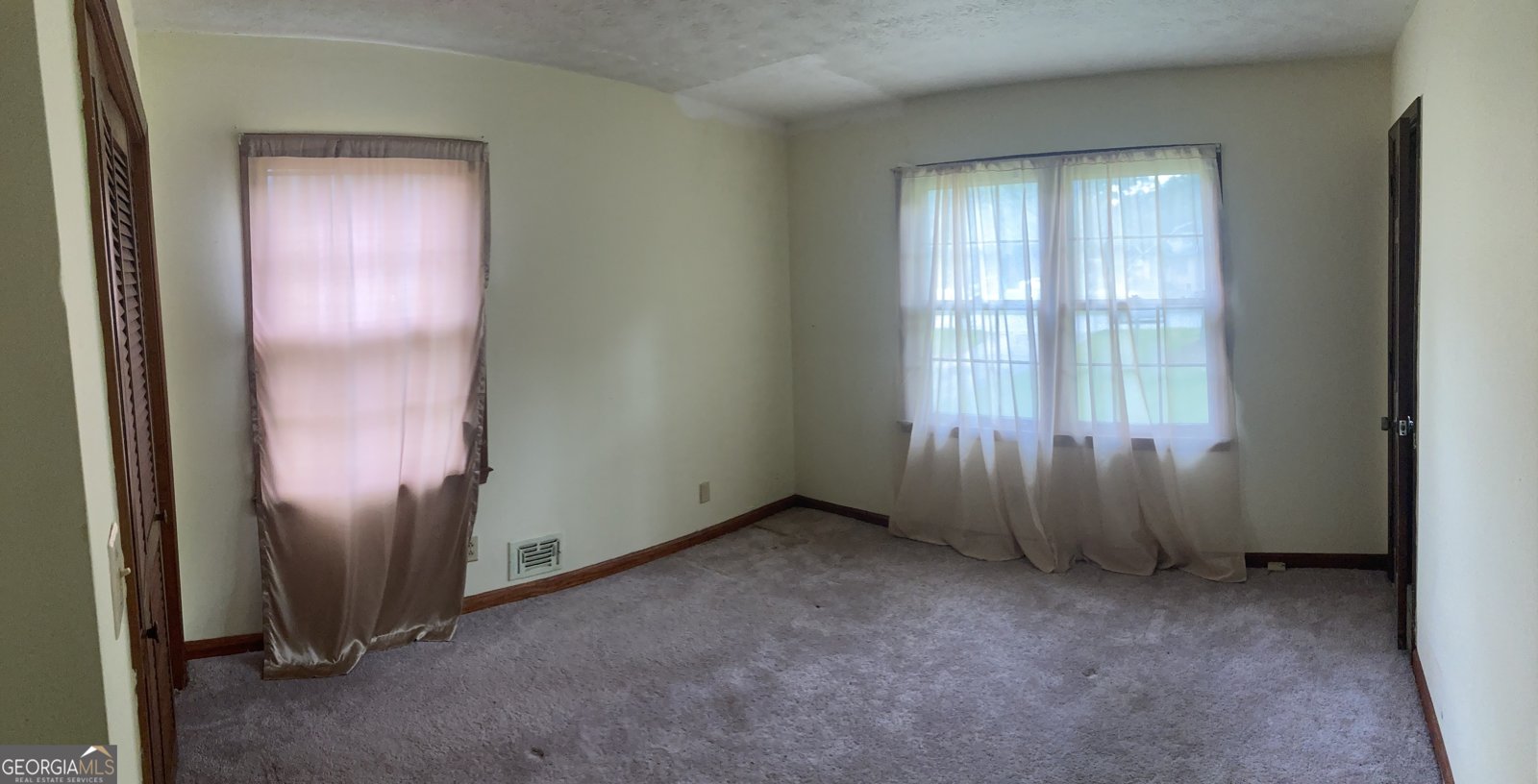 5125 Flakes Mill Road Ellenwood - 29