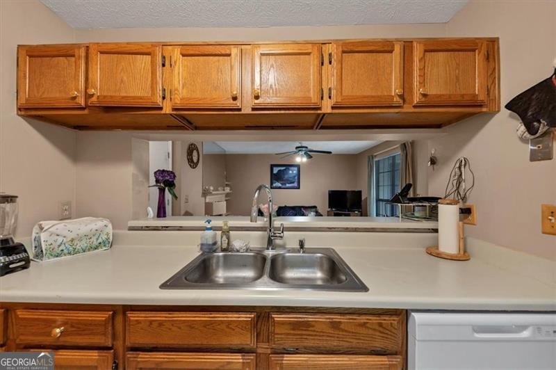 4362 TIMBERLAKE Stone Mountain - 14