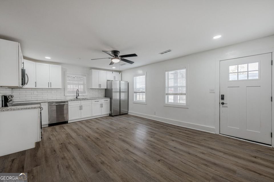 240 Hollywood Drive Rossville - 5