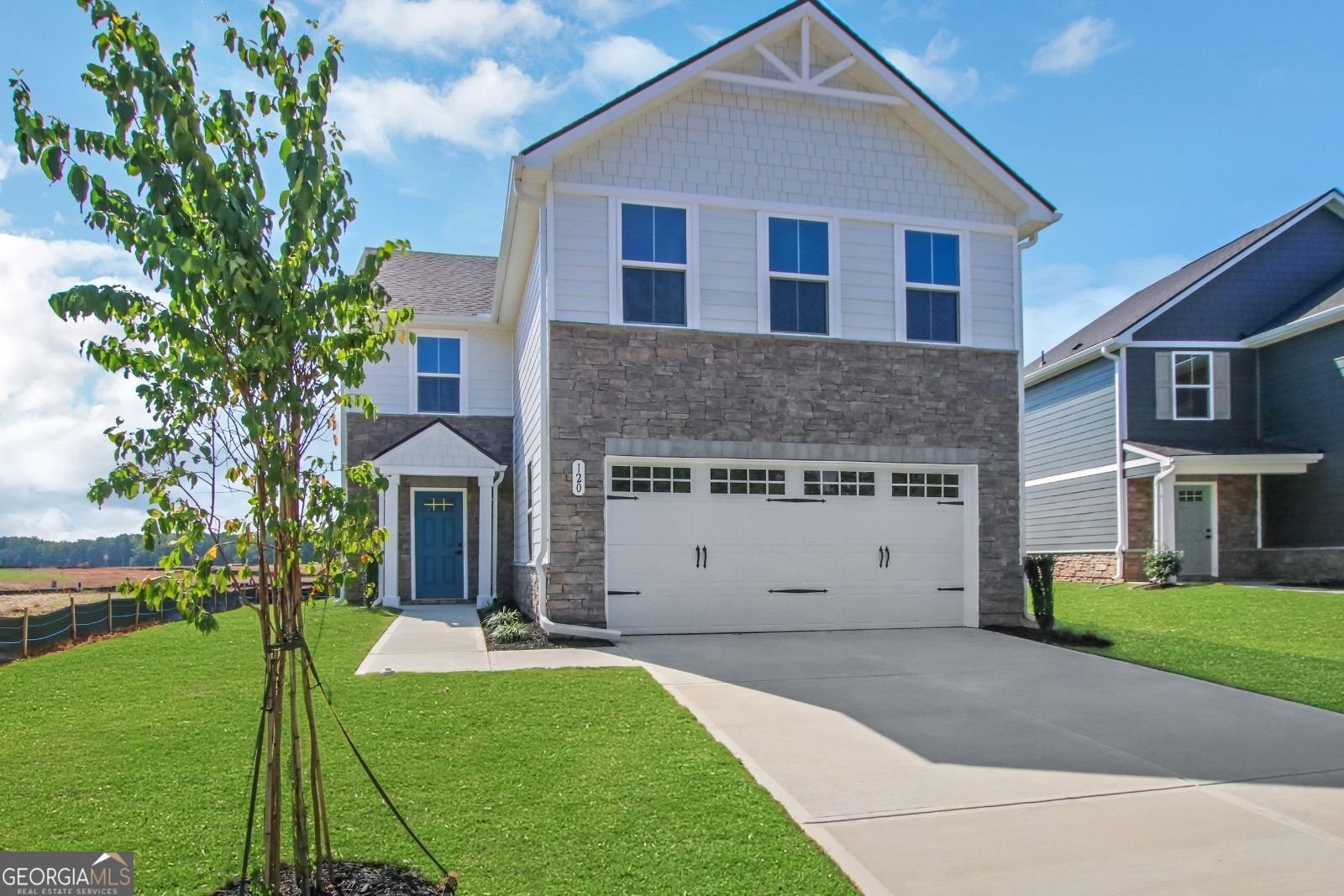 120 Acer Court Hampton - 1