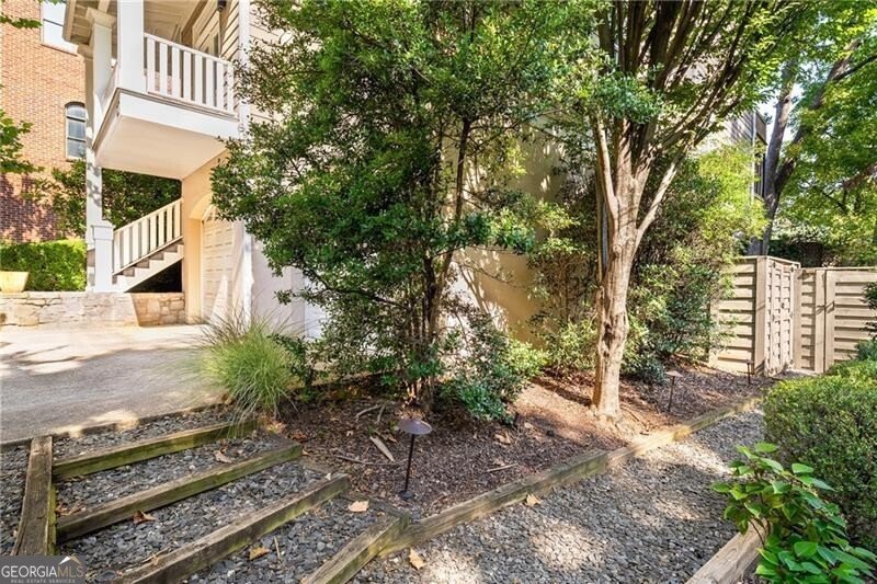 911 Monroe Circle Atlanta - 28