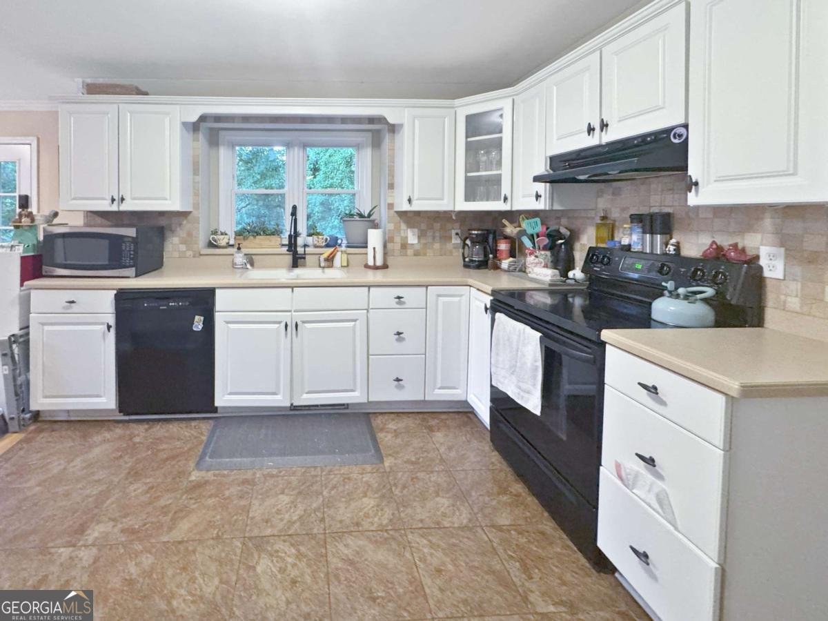730 Winnbrook Drive Dacula - 10