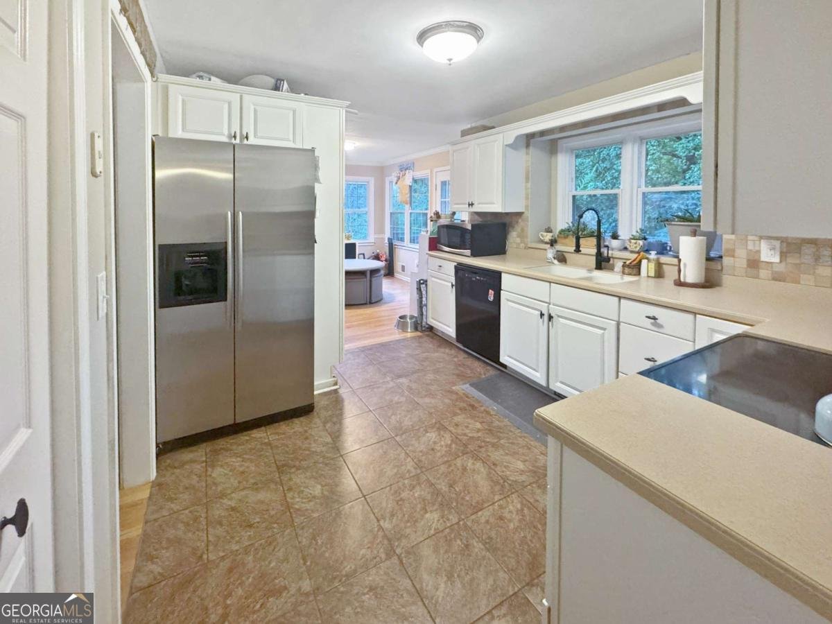 730 Winnbrook Drive Dacula - 8