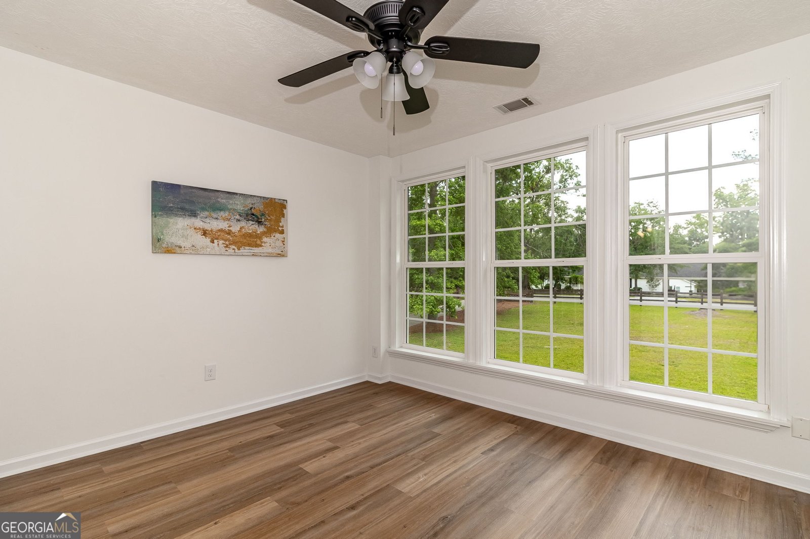 563 Lakewood Drive Thomson - 38