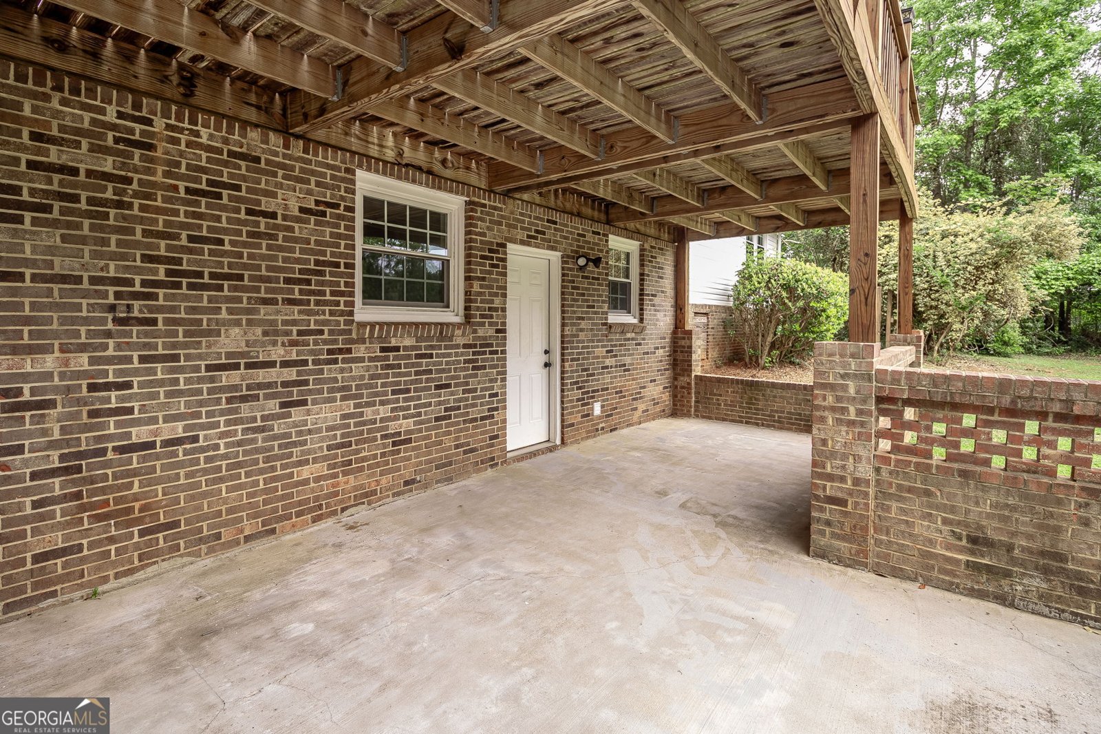 563 Lakewood Drive Thomson - 58