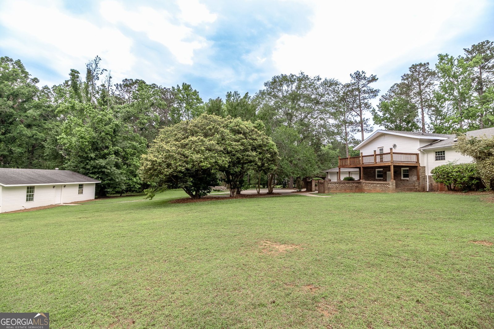 563 Lakewood Drive Thomson - 65
