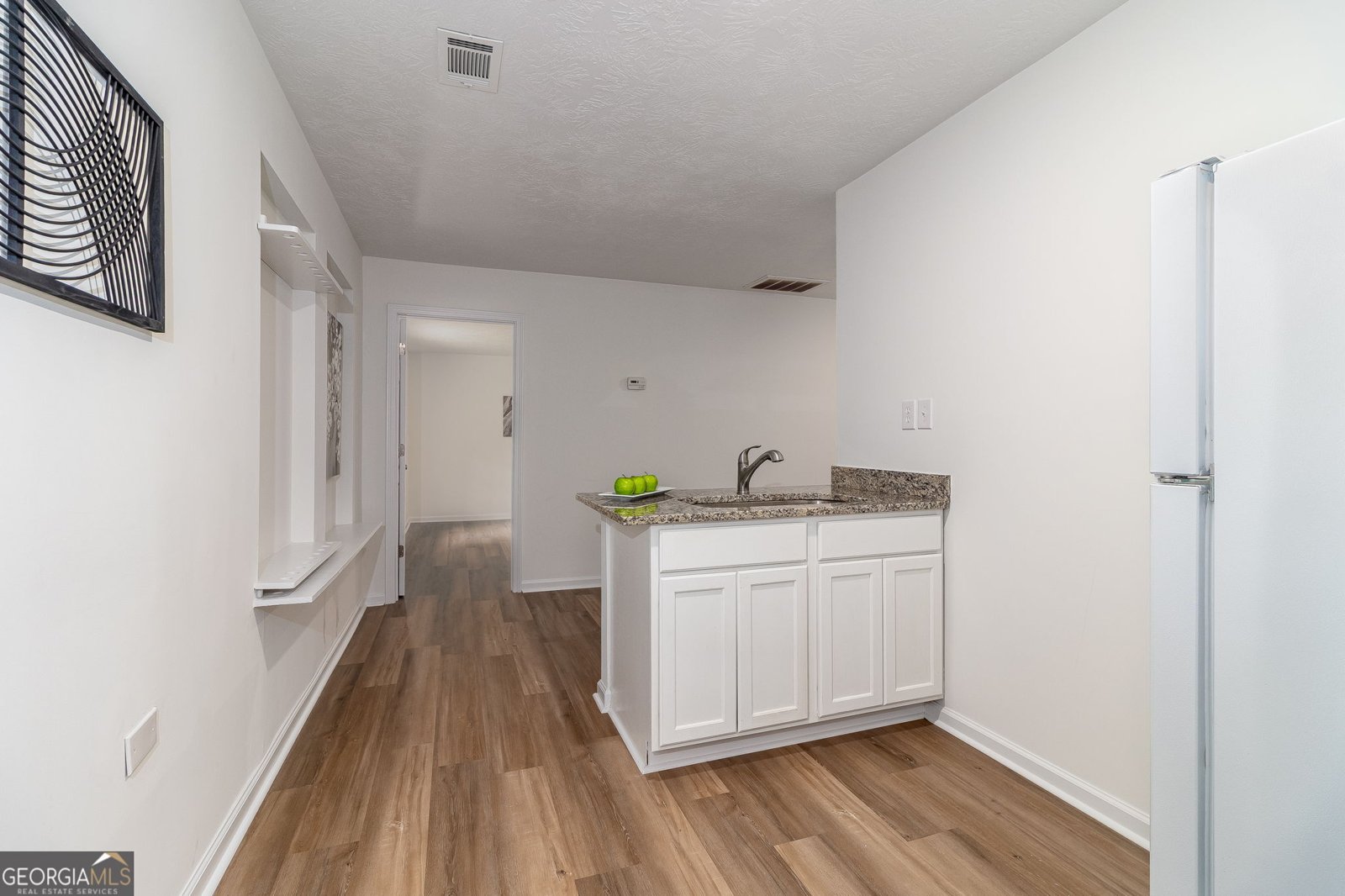 563 Lakewood Drive Thomson - 69