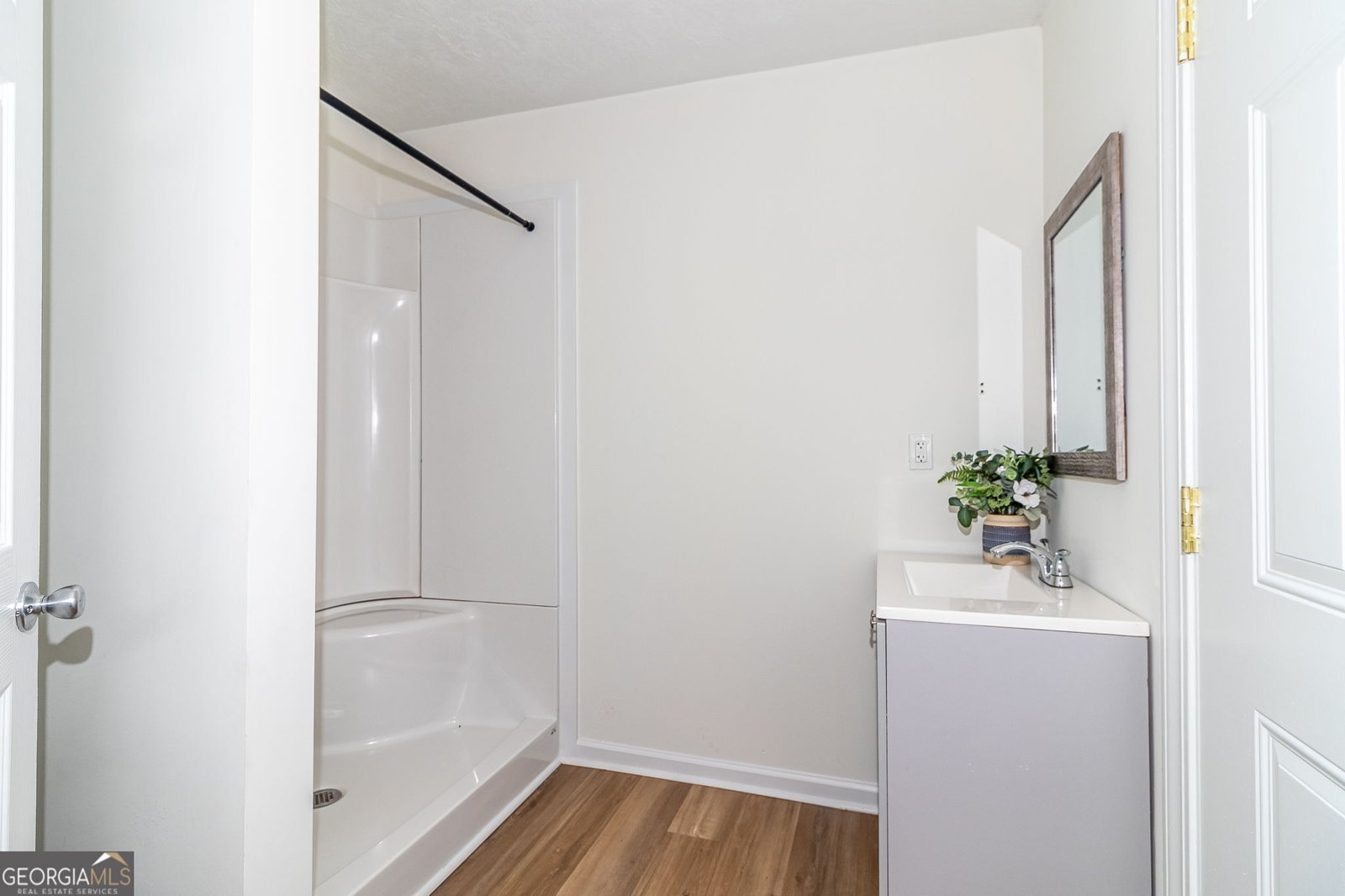 563 Lakewood Drive Thomson - 73
