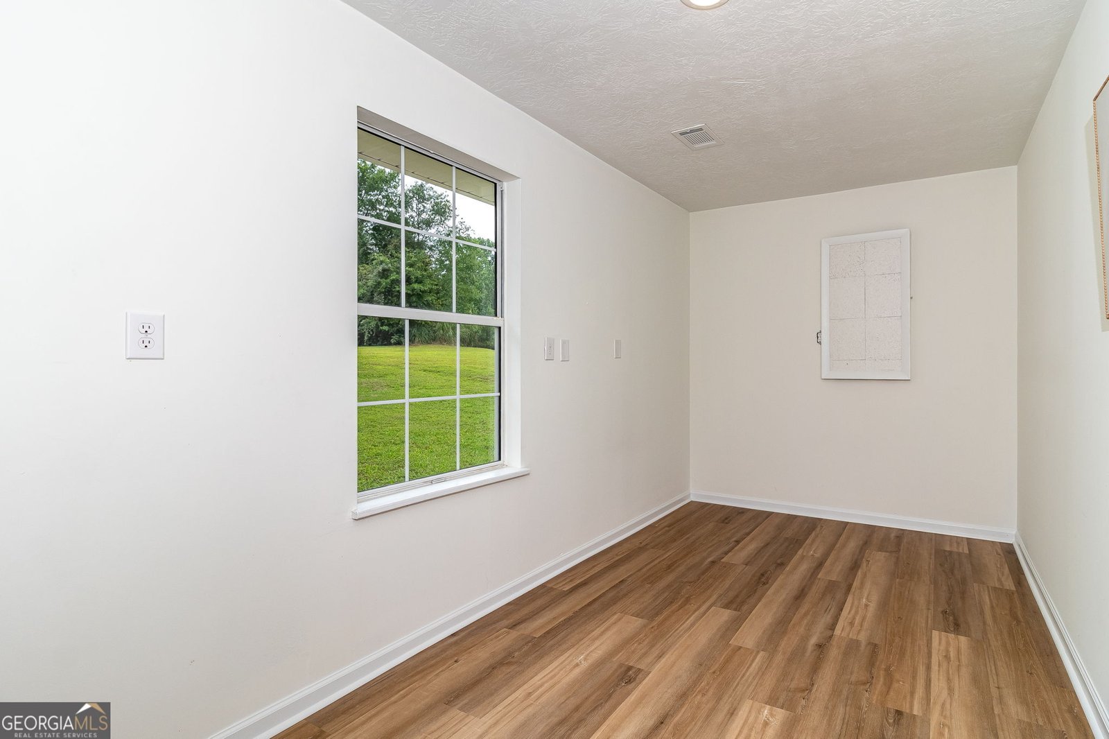 563 Lakewood Drive Thomson - 77