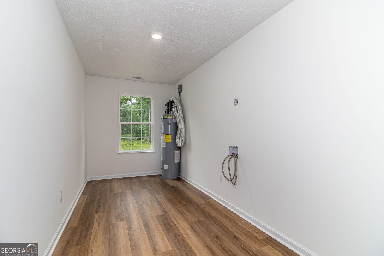 563 Lakewood Drive Thomson - 78