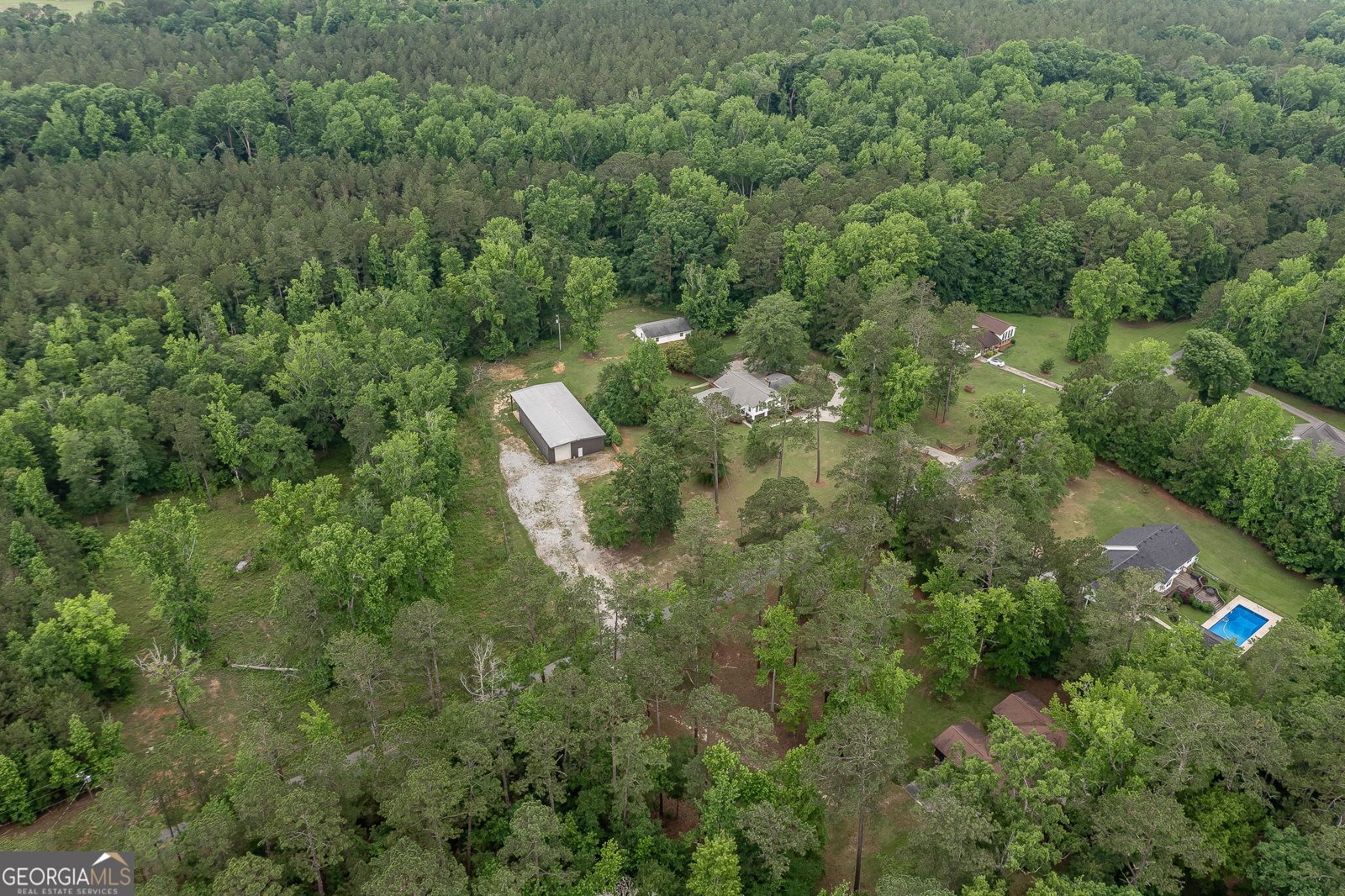 563 Lakewood Drive Thomson - 99