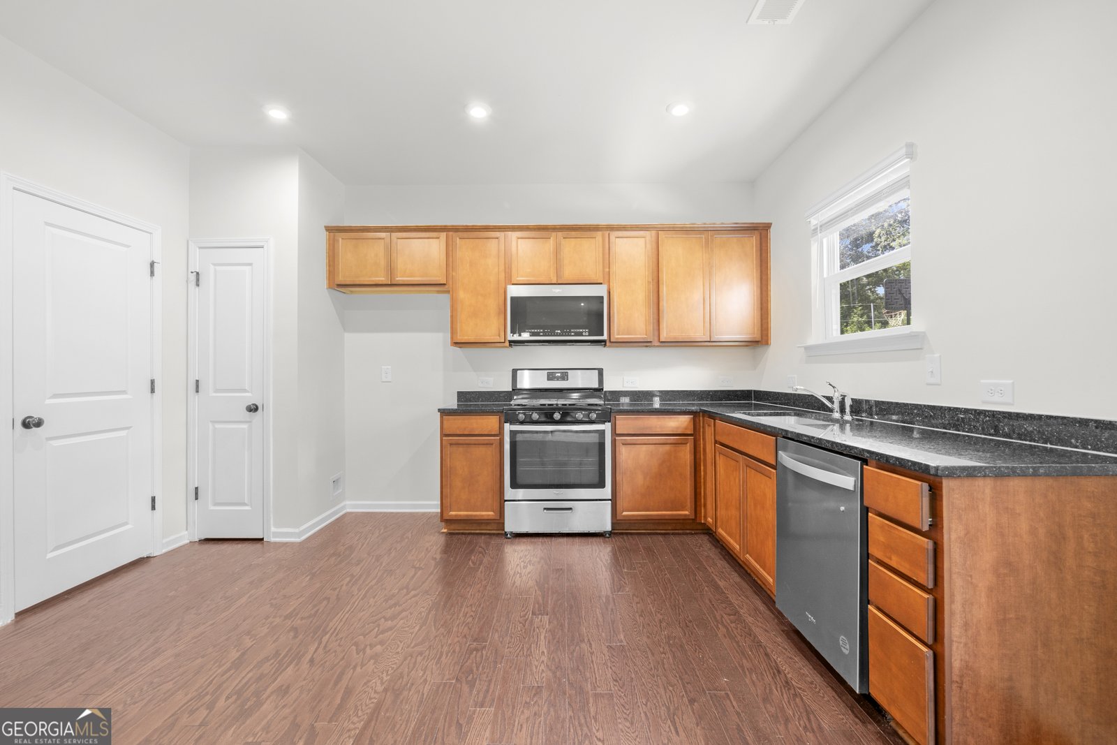 5899 WHEELER RIDGE Road Auburn - 4