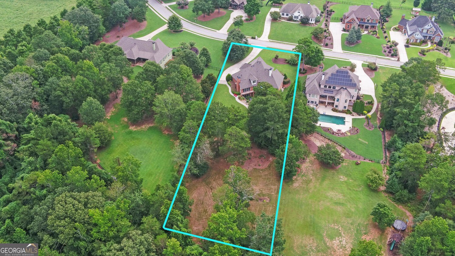 4638 Manor Drive Gainesville - 72