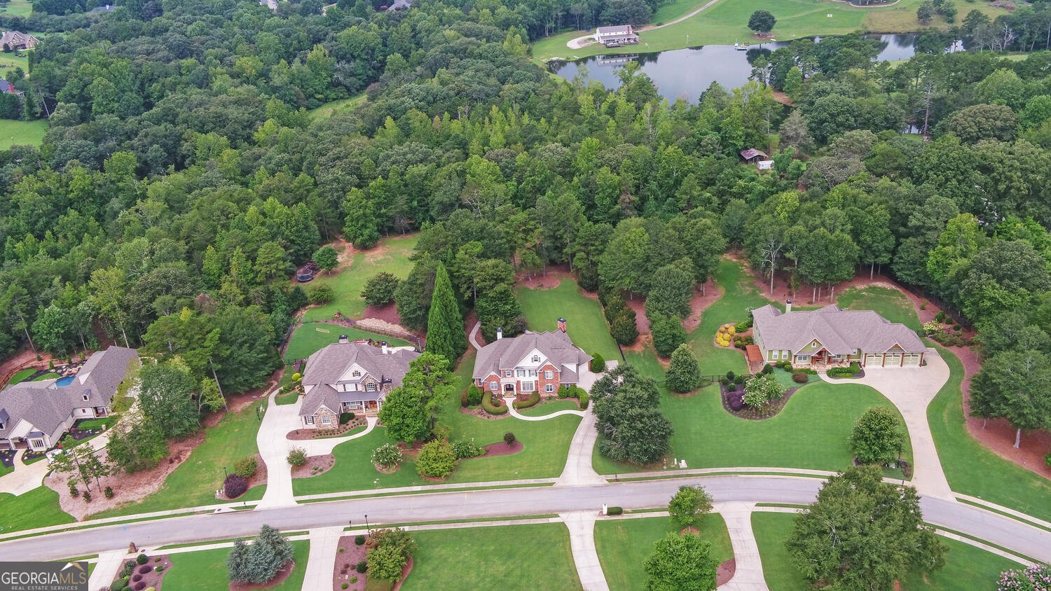 4638 Manor Drive Gainesville - 76
