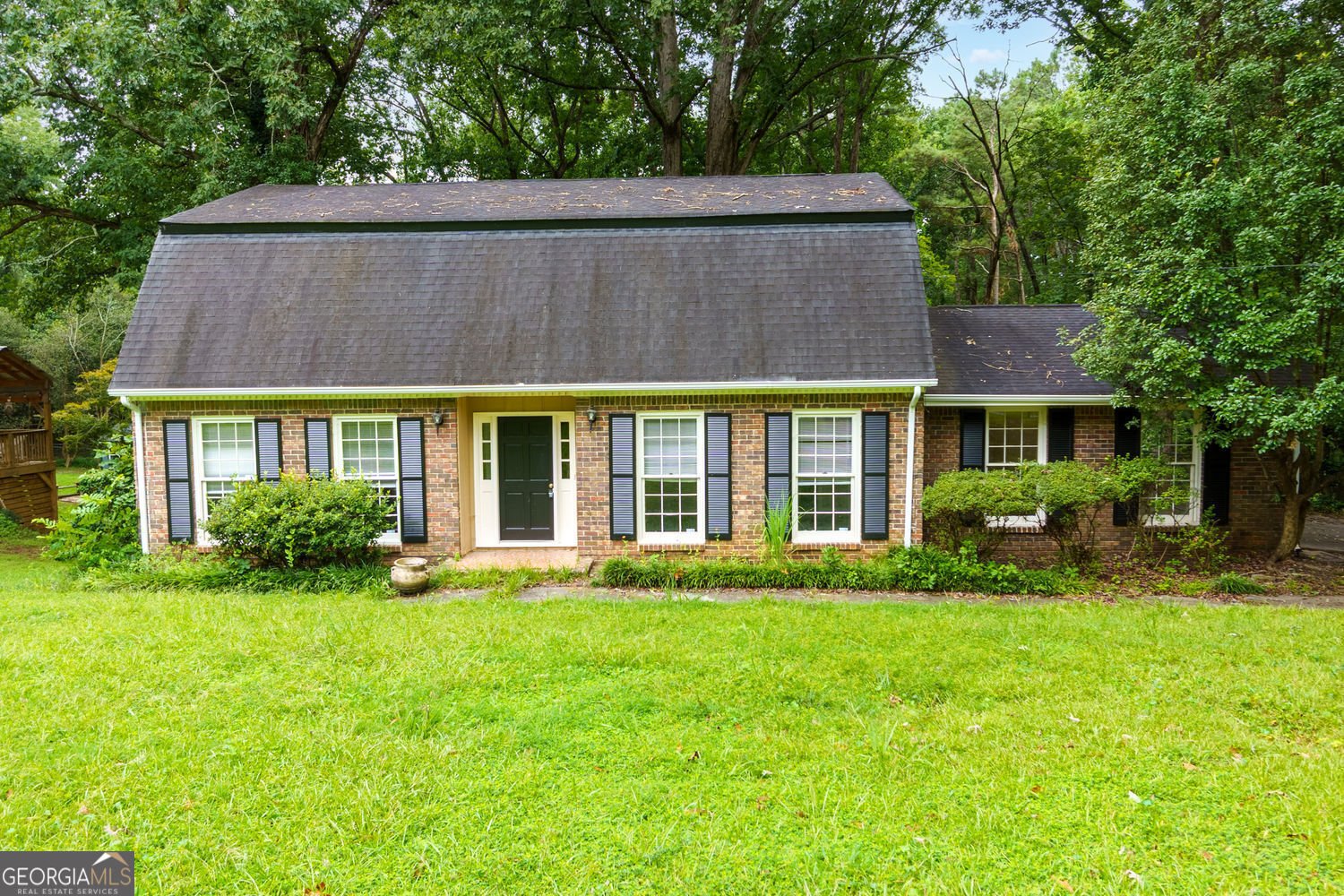 2067 Crescent Drive Snellville - 1
