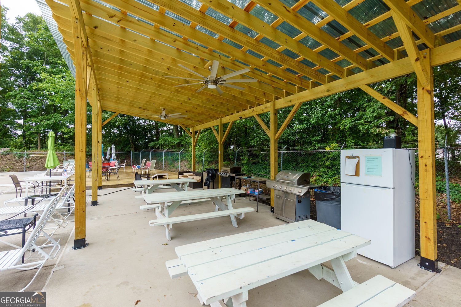 2067 Crescent Drive Snellville - 23