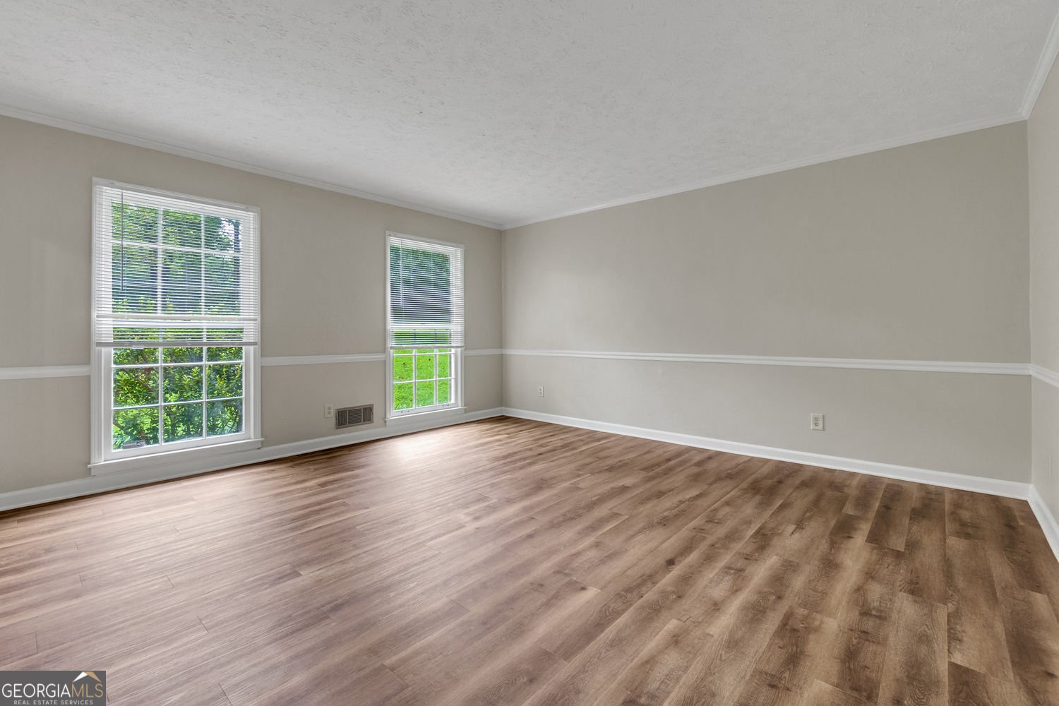 2067 Crescent Drive Snellville - 6