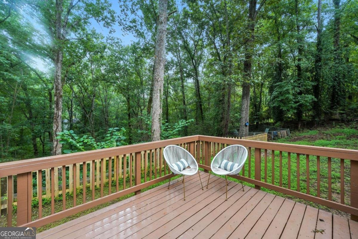 7875 Sweetwater Drive Douglasville - 23