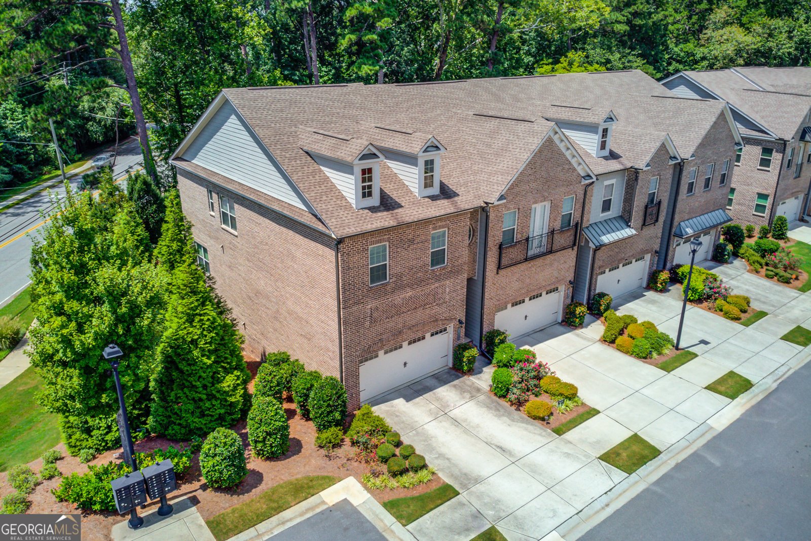 1450 Edgebrook Court Atlanta - 2