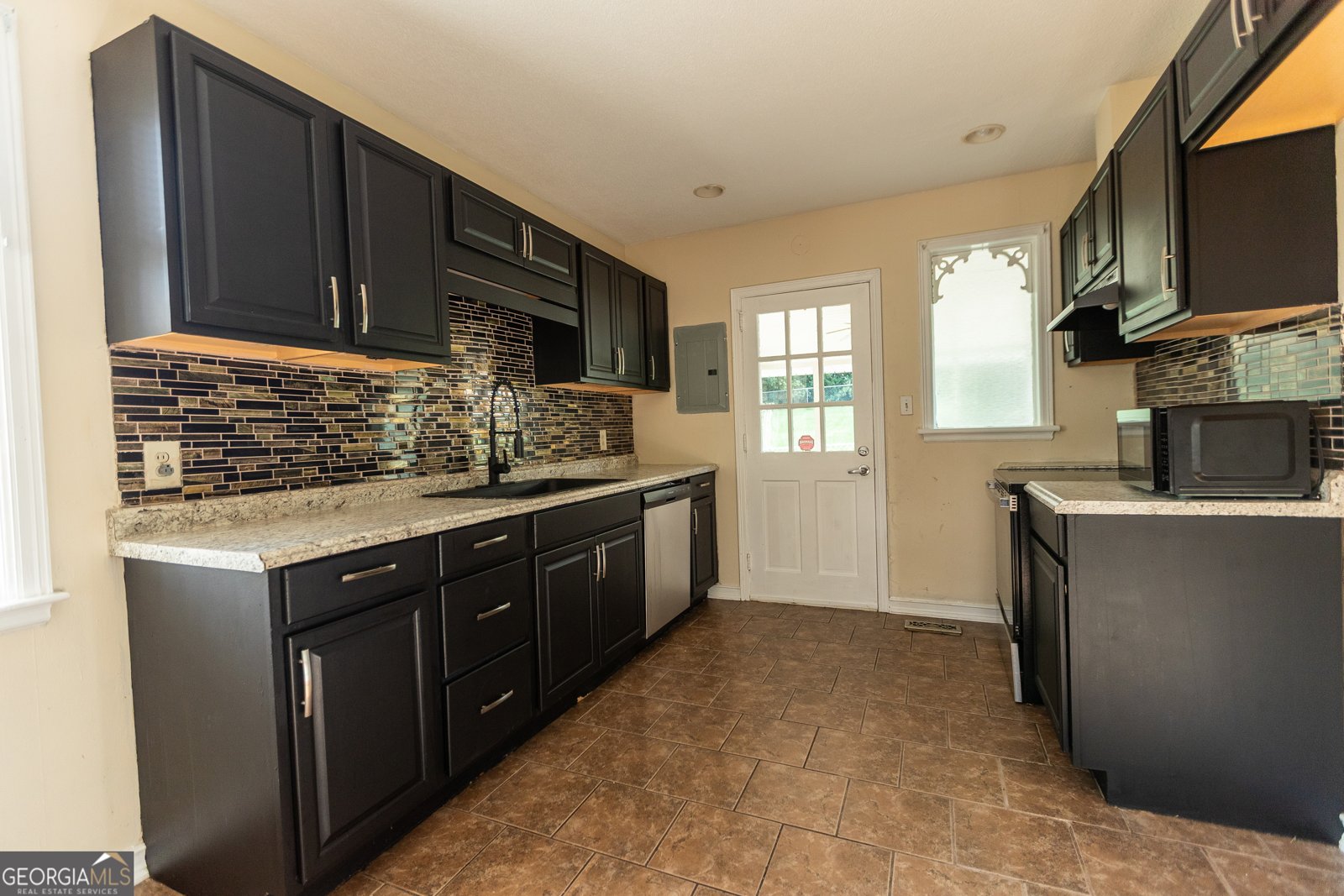 2749 Northwoods Drive Macon - 2