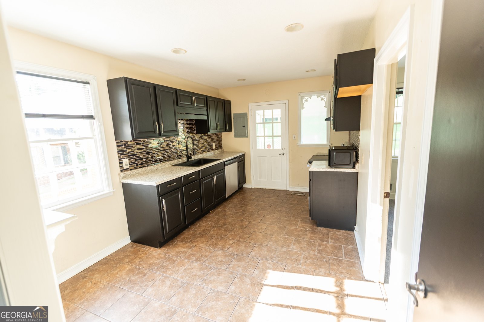 2749 Northwoods Drive Macon - 4