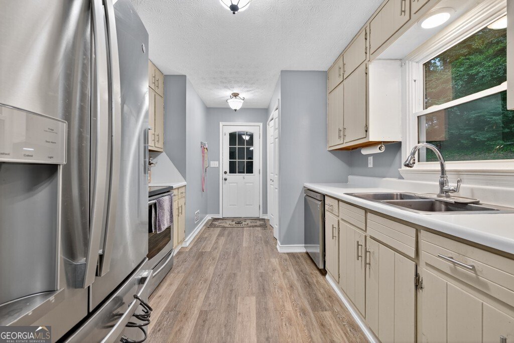 382 Quail Hollow Drive Lawrenceville - 11
