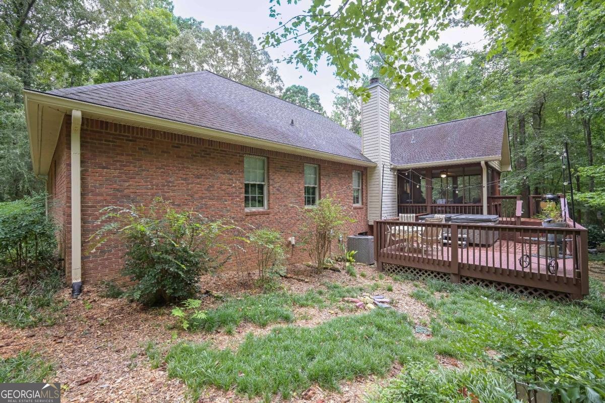 5885 West Chapel Hill Road Douglasville - 27