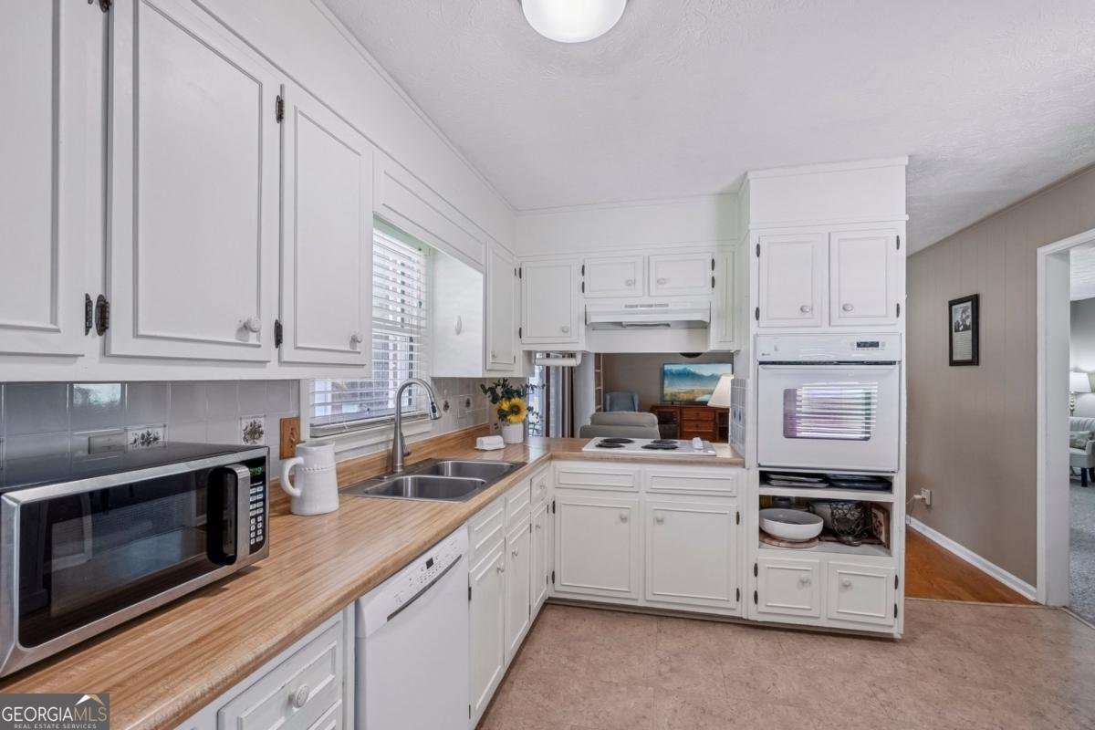 665 Beauregard Boulevard Fayetteville - 14