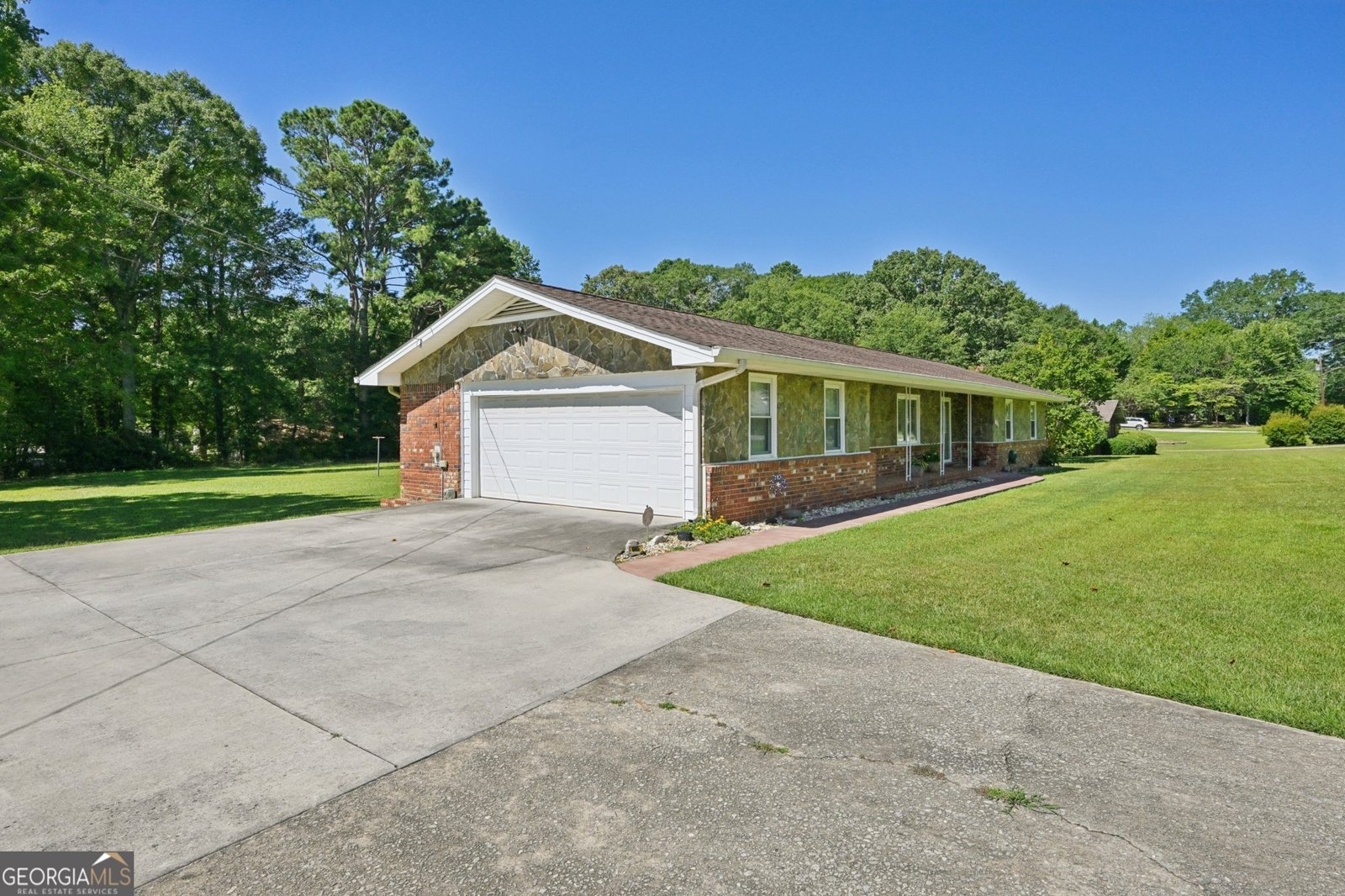 665 Beauregard Boulevard Fayetteville - 3