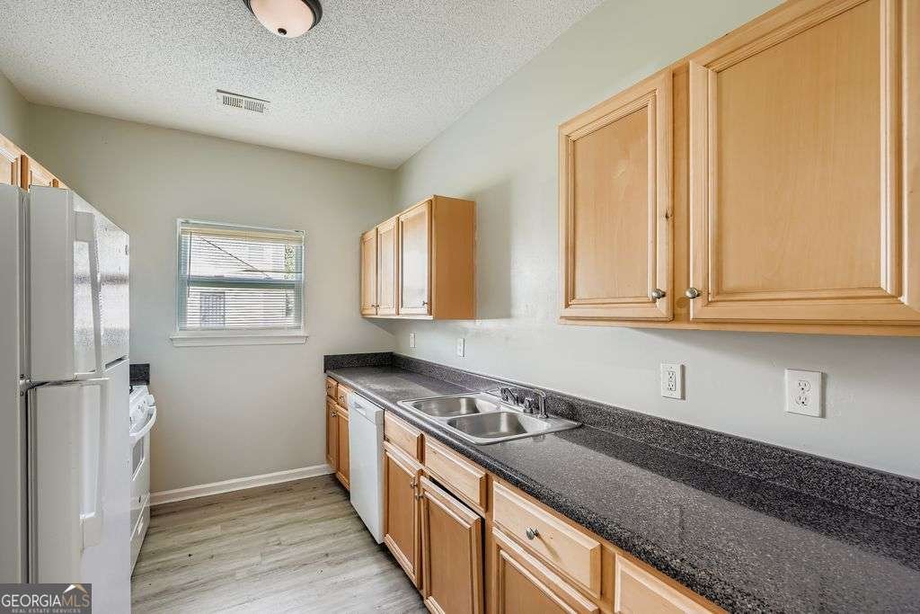 6530 Grey Fox Way Riverdale - 10