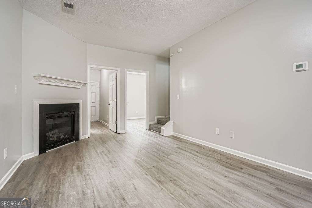 6530 Grey Fox Way Riverdale - 6