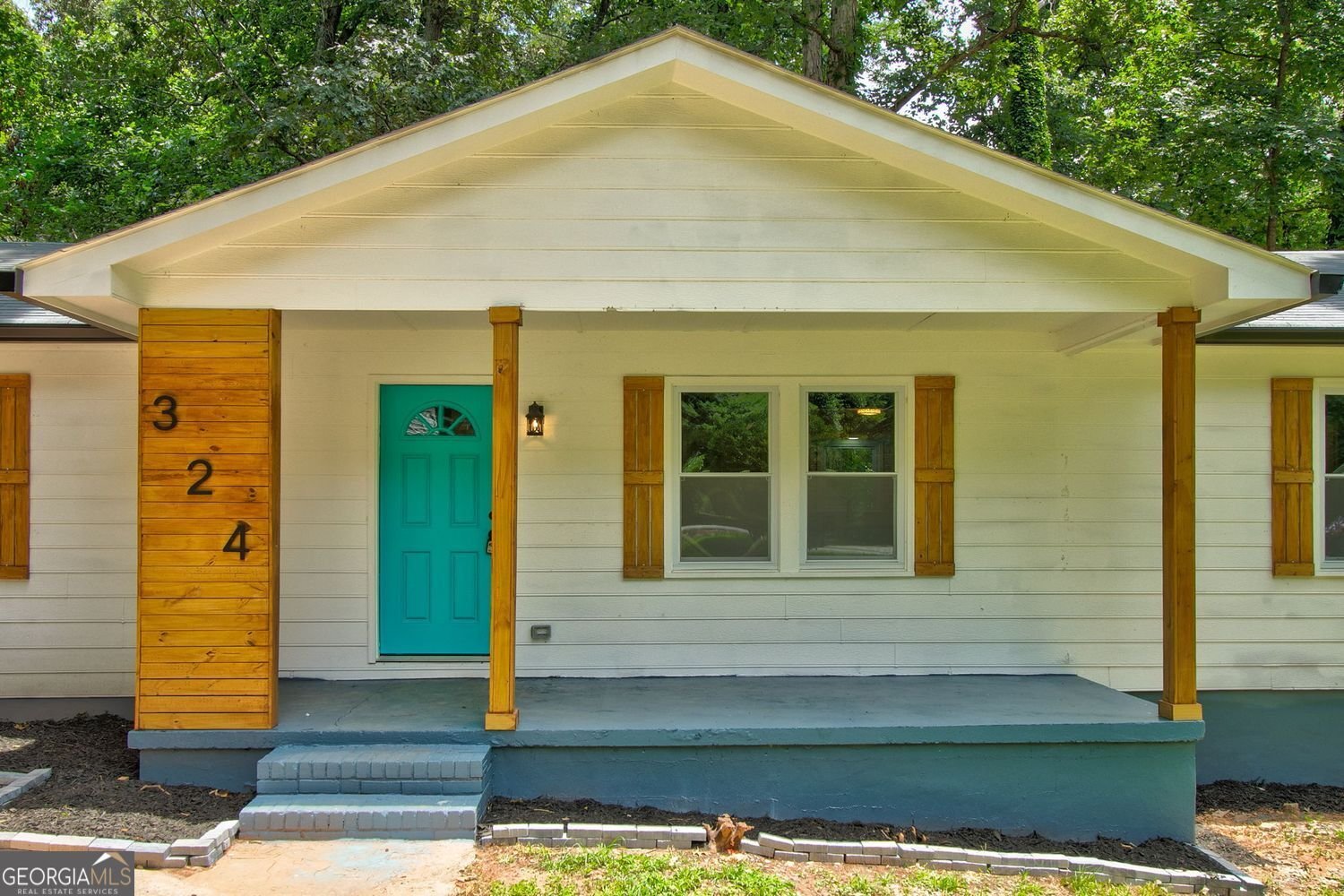 324 Laurel Lane Stockbridge - 2